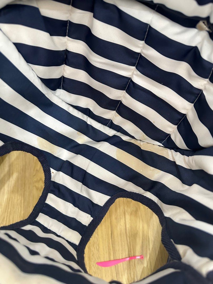 AKEEVA WALKER (Category: Infant Playtime) located in Bulacan. Submitted by declutteringm0m (Listing ID 1330523266, Image 3). Description: With stains but washable NEGOTIABLE .
