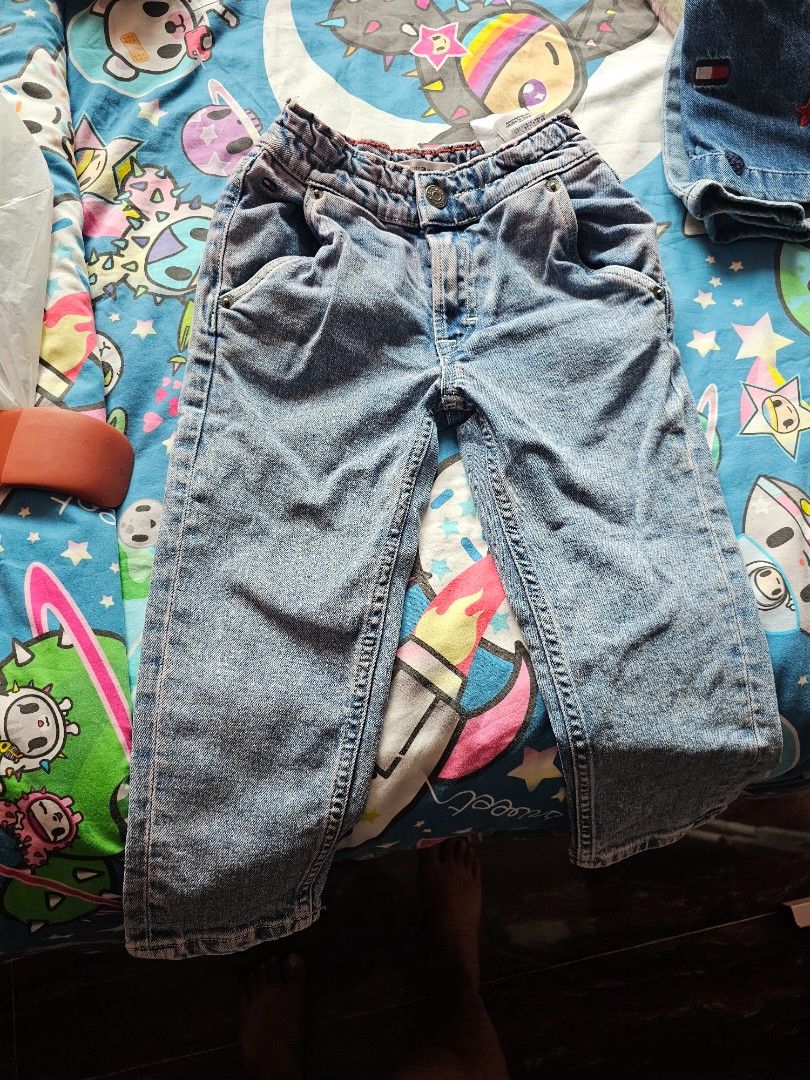 Authentic Tommy Hilfiger Jeans 110