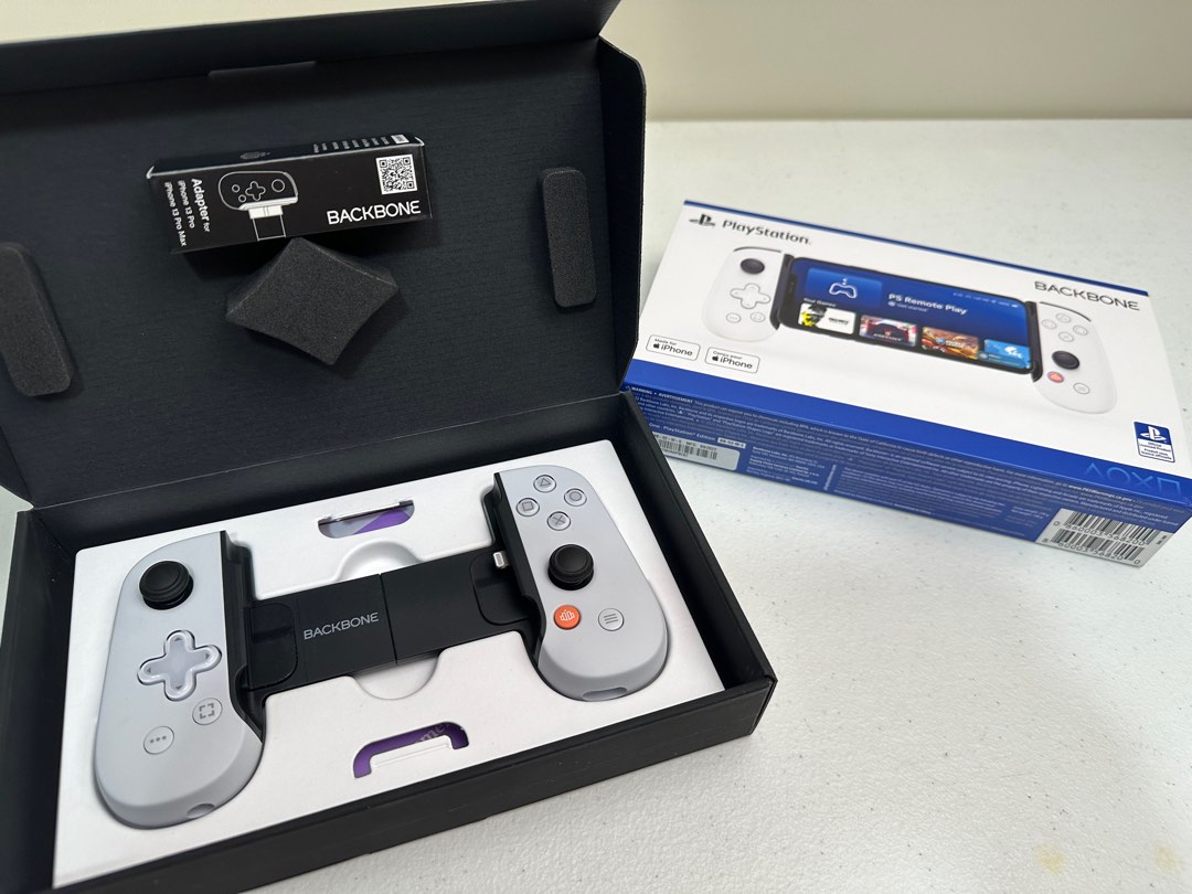 Backbone One Mobile Controller for iOS, Video Gaming, Gaming ...