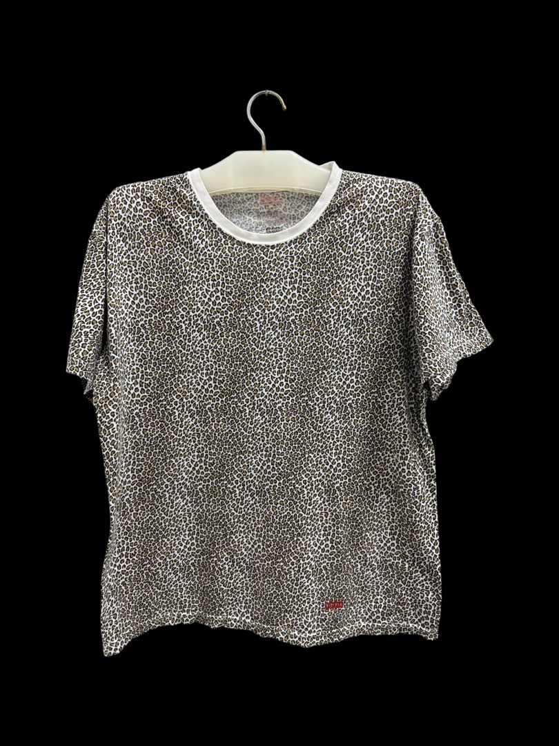 Supreme hanes collab store