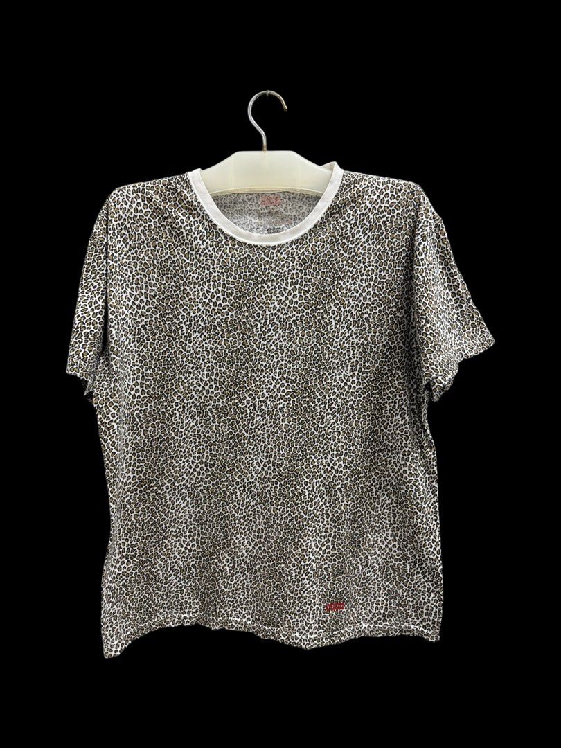BAJU SUPREME HANES COLLAB LEOPARD CAMO Men s Fashion Tops Sets Tshirts Polo Shirts on Carousell