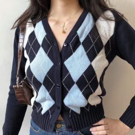 Elizabeth sweater brandy melville discount