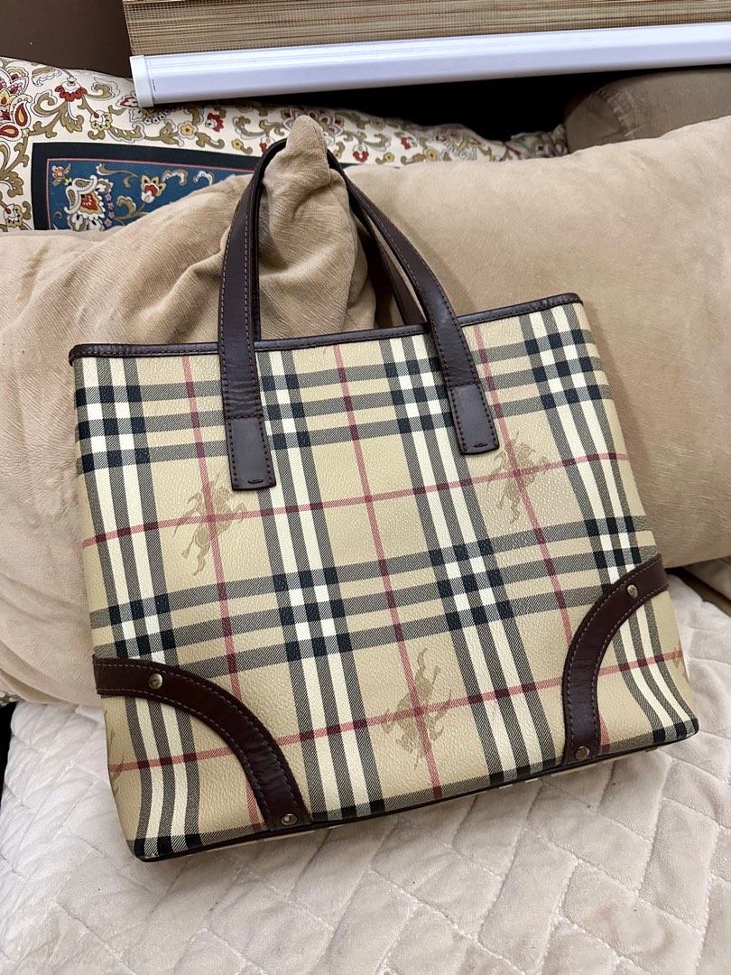 Burberry Vintage Tote Women s Fashion Bags Wallets Tote Bags on Carousell