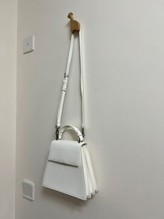 （分類：）位於 。 由 aroddora 提交（商品編號 1330674970，圖片 1）。簡介： 。