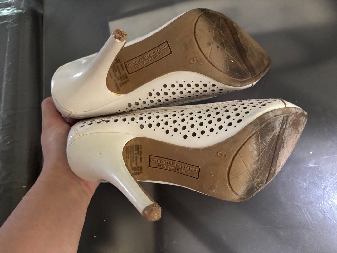 Christian Siriano white heels Women s Fashion Footwear Heels on Carousell