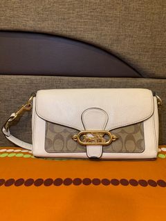 (Kategori: ) berada di . Dikirim oleh gynagi (ID iklan 1330666231, Gambar 1). Deskripsi: .