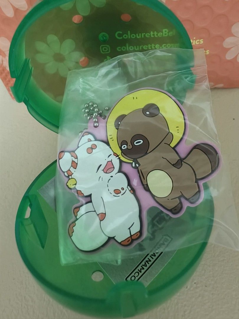 Confirmed Gashapon Tanuki Couple (Category: Character Goods) located in Manila. Submitted by nigel_seashells (Listing ID 1330615507, Image 1). Description: Keychain gashapon bought from the Bandai Greenhills branch.