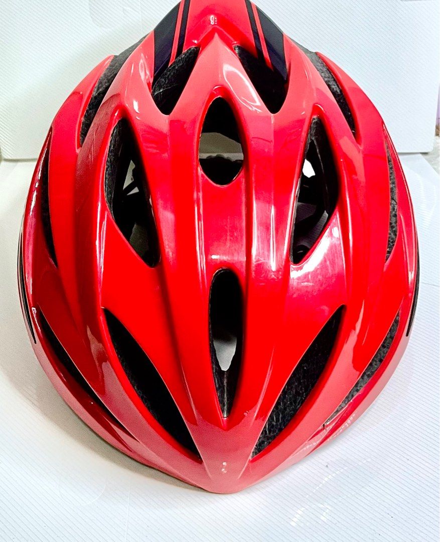 Cycling Helmet (Category: Bicycles) located in Angono. Submitted by kasstuff (Listing ID 1330682336, Image 2). Description: Cairbull cycling helmet Small to Medim 54-58 In very good condition Decluttering.