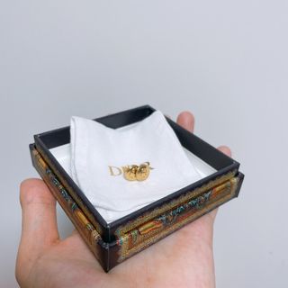 （分類：）位於 。 由 ttluxee 提交（商品編號 1330577561，圖片 1）。簡介： 。