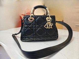 （分類：）位於 。 由 joanchu428 提交（商品編號 1330616525，圖片 1）。簡介： 。