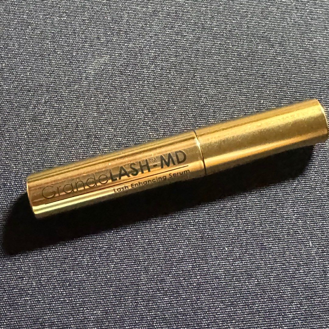 Grand Lash Serum (Category: Makeup) located in Imus. Submitted by kacey19xxx (Listing ID 1330608535, Image 1). Description: came from a set 0.7 ml .