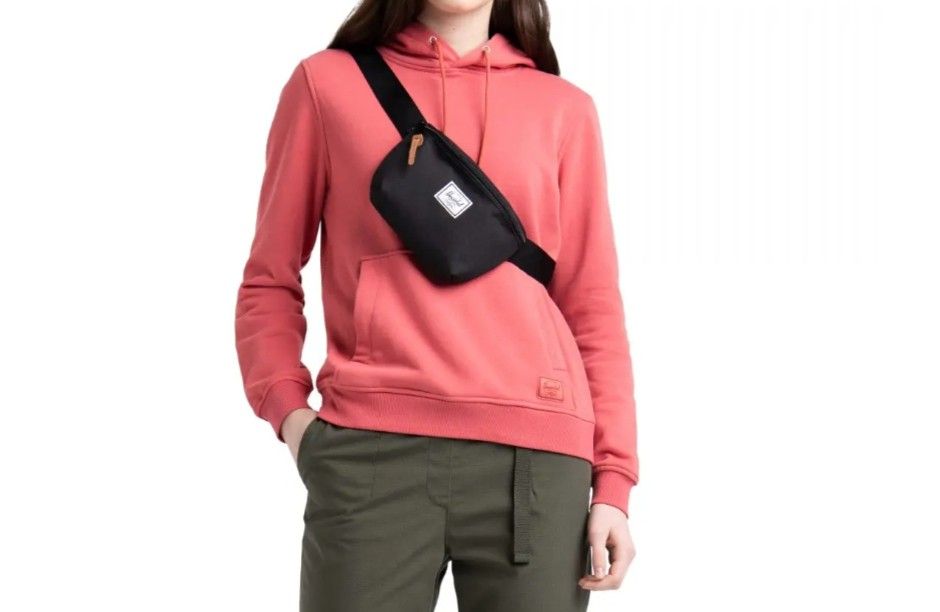 Herschel Fourteen Hip Pack Men s Fashion Bags Belt bags Clutches and Pouches on Carousell