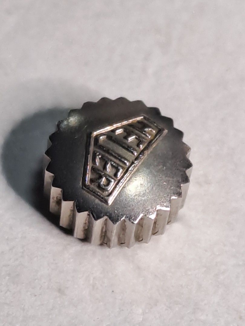 Heuer (Category: Luxury Watches) located in Quezon City. Submitted by mastervintage (Listing ID 1330546192, Image 1). Description: heuer crown vintage 7mm.
