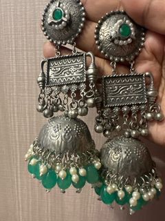 (Category: ) located in . Submitted by cashani (Listing ID 1330541677, Image 1). Description: .
