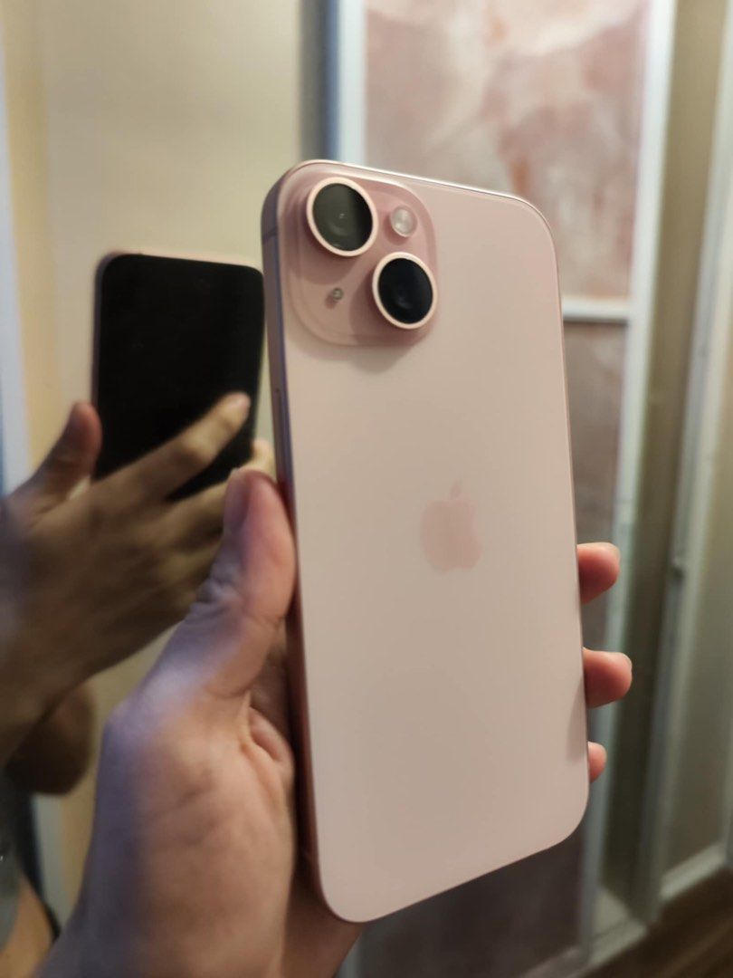 Iphone 15 256 gb (Category: iPhone 15 Series) located in San Pablo. Submitted by aceastra (Listing ID 1330566558, Image 1). Description: Hi, Selling my Iphone 15 in pink 256 gb globe locked bat health 100% cycle count 4 rfs, need funds .