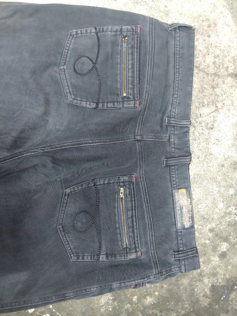 Kin don, Men's Fashion, Bottoms, Jeans on Carousell
