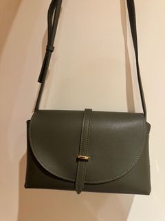 （分類：）位於 。 由 keepcalmcarryon 提交（商品編號 1330662391，圖片 1）。簡介： 。