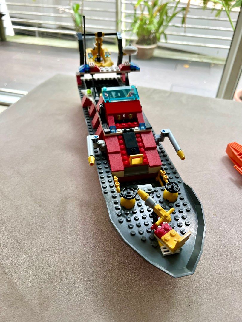Lego fire boat 7906 cheap