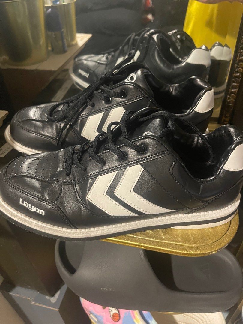 Leyon bowling shoe on sale