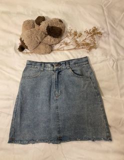 (Category: ) located in . Submitted by itsjesscloset (Listing ID 1330577799, Image 1). Description: .