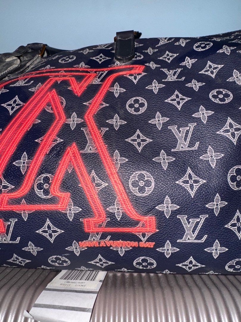 Louis vuitton duffle bag (Category: Luxury Bags & Wallets) located in Marikina City. Submitted by mythic.royale (Listing ID 1330700841, Image 2). Description: Lv kim jones x louis vuitton ( limited edition) Authentic 💯 Accepting offers Available for meet ups to check authenticity No dustbag. No box Can provide lv paper bag Issues: leather has wrinkles/ creases .