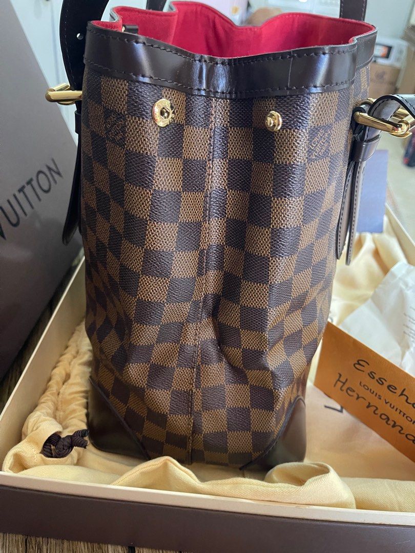 Louis Vuitton Hampstead MM Damier (Category: Luxury Bags & Wallets) located in Puerto Princesa. Submitted by eds.raps (Listing ID 1330592008, Image 3). Description: Hampstead MM Damier Ebene Almost brand new condition Layaway accepted Thick canvass and suede interior lining Complete inclusions with box, dustbag, ribbon, receipt & paperbag Please send message to buy before Dec. 26 so I can bring the bag myself to Phils. .