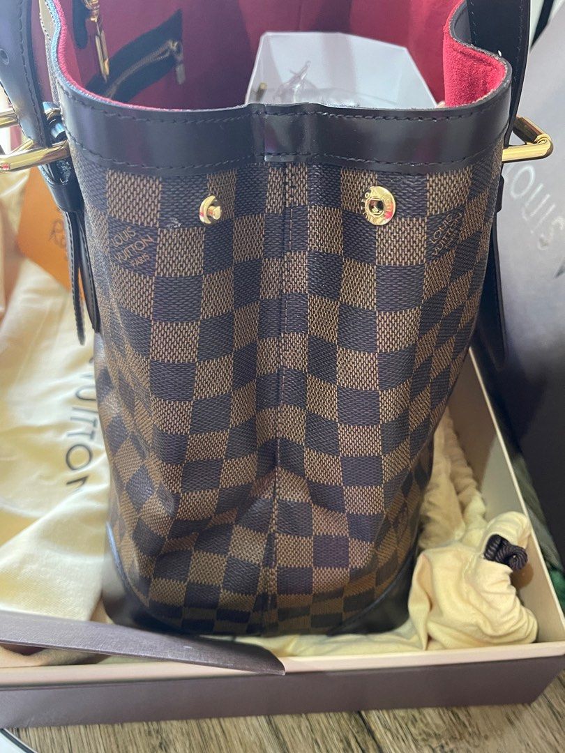 Louis Vuitton Hampstead MM Damier (Category: Luxury Bags & Wallets) located in Puerto Princesa. Submitted by eds.raps (Listing ID 1330592008, Image 2). Description: Hampstead MM Damier Ebene Almost brand new condition Layaway accepted Thick canvass and suede interior lining Complete inclusions with box, dustbag, ribbon, receipt & paperbag Please send message to buy before Dec. 26 so I can bring the bag myself to Phils. .