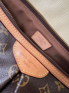 (Category: ) located in . Submitted by lilais_closet (Listing ID 1330558039, Image 1). Description: .