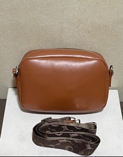 （分類：）位於 。 由 amazingbb 提交（商品編號 1330677726，圖片 1）。簡介： 。