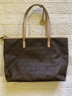 (Category: ) located in . Submitted by thenetshop (Listing ID 1330628636, Image 1). Description: .