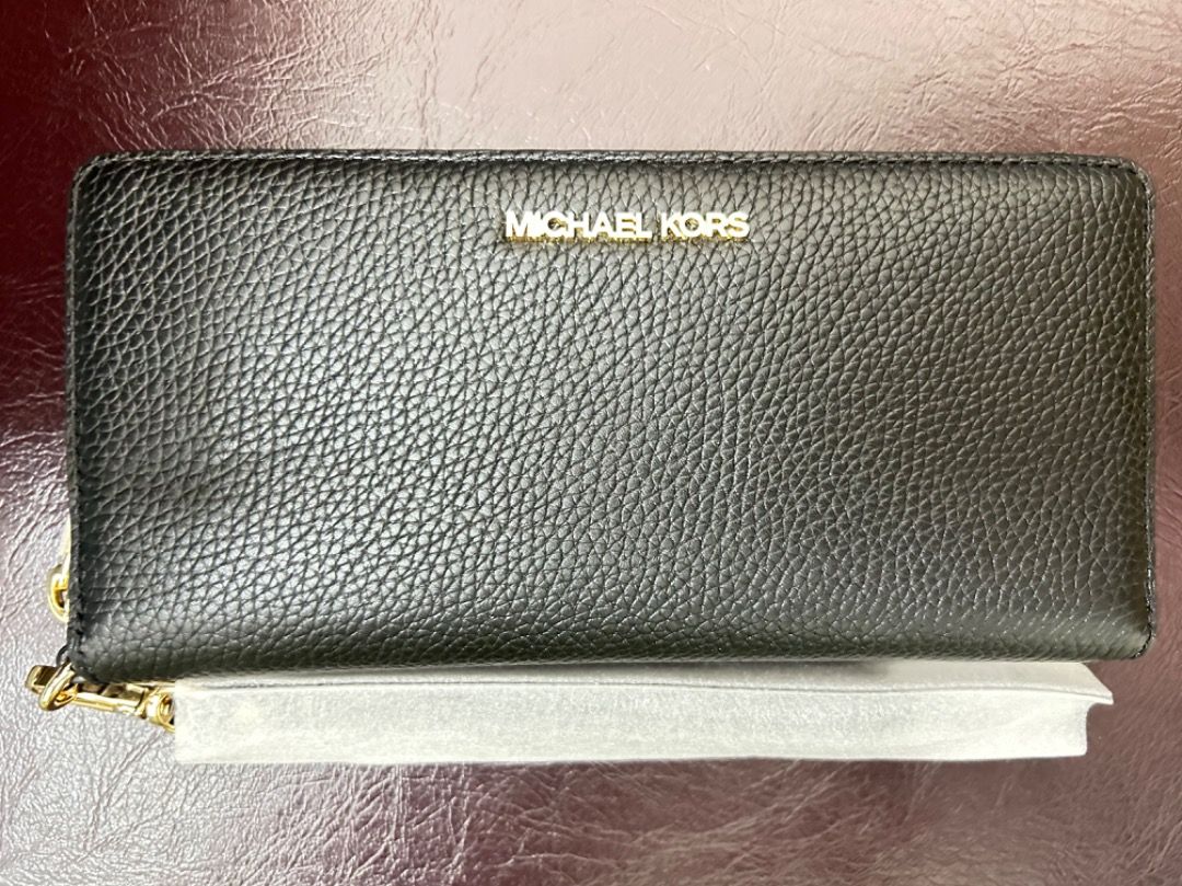 Mk travel wallet 2025