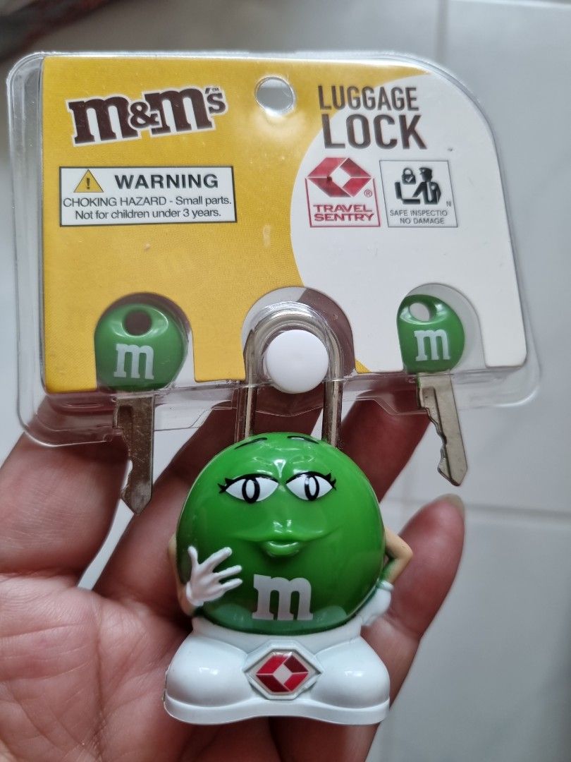 M M luggage lock