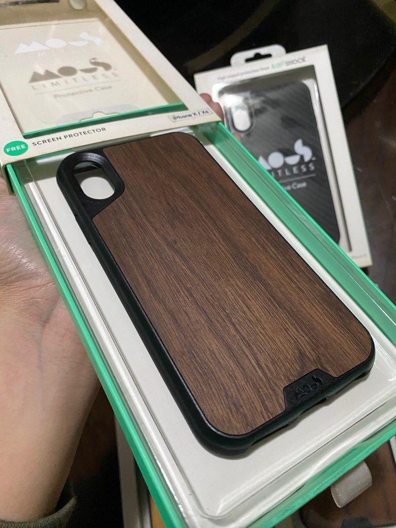 Original Mous Limitless ShockProof Case for iPhone X / Xs (Category: Cases & Sleeves) located in Manila. Submitted by razelysonn (Listing ID 1330598856, Image 3). Description: Price is fixed All original and brand new :) .