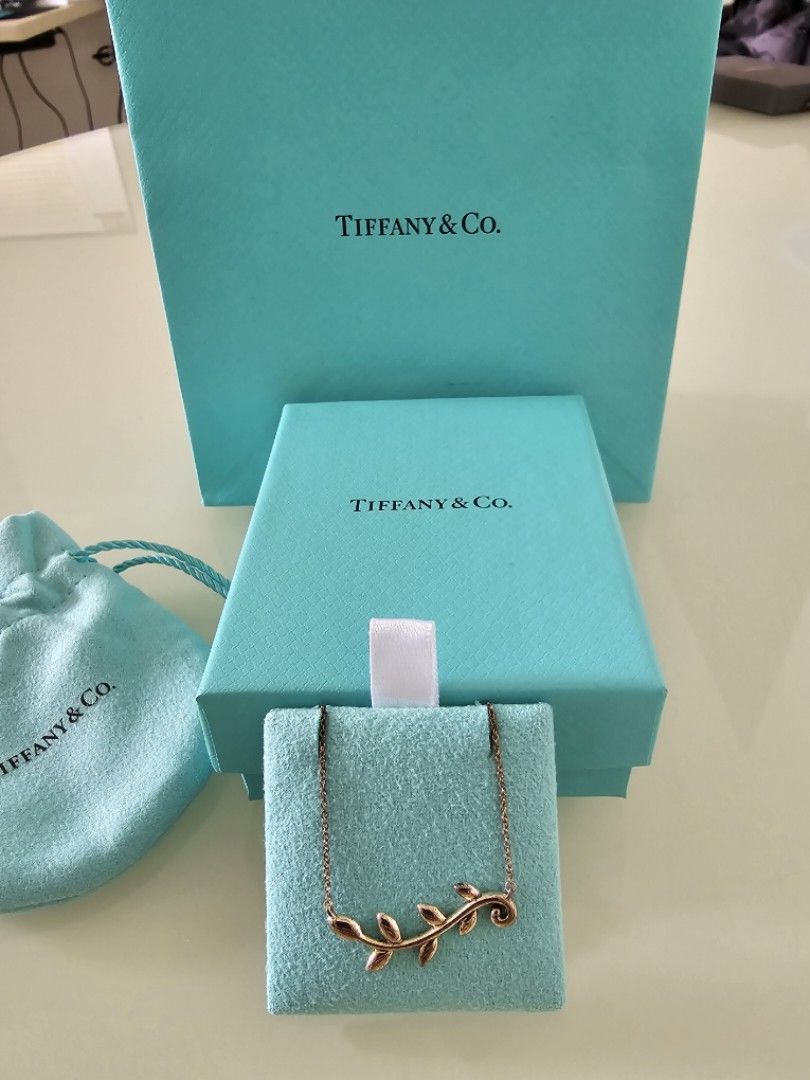 Pendant Tiffany Co. Paloma Picasso Olive Leaf Vine Luxury Accessories on Carousell