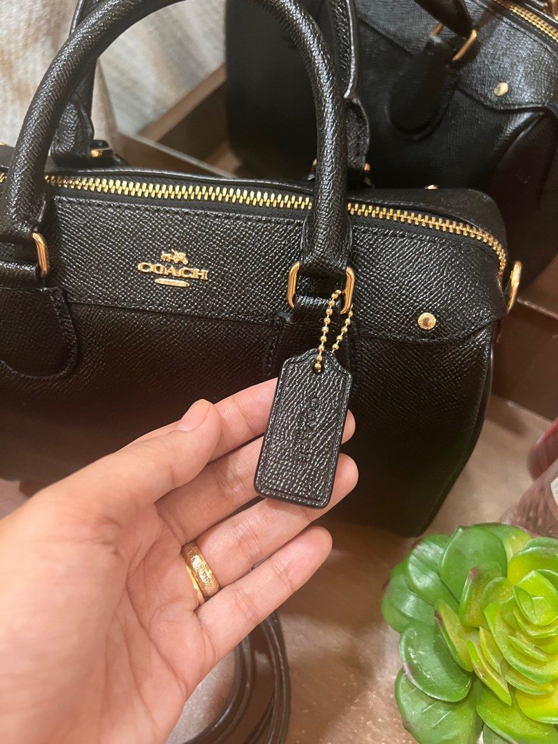 Preloved Coach Mini Bennett Black Luxury Bags Wallets on Carousell