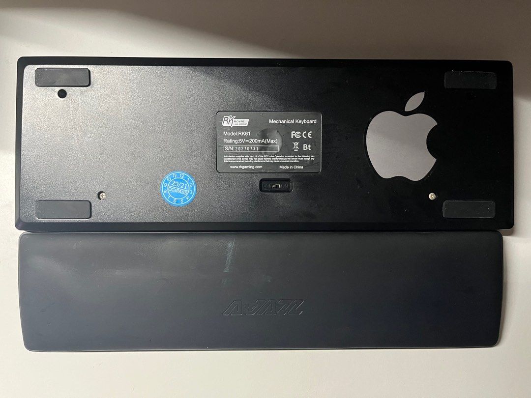 Rk61 black keyboard (Category: Computer Parts & Accessories) located in Sydney. Submitted by _n0497 (Listing ID 1330658564, Image 3). Description: Pick up at South Hurstville or Wynyard station .