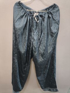 (Category: ) located in . Submitted by u2shop (Listing ID 1330601819, Image 1). Description: .