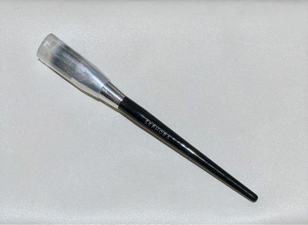 SEPHORA PRO Flawless Airbrush No.56 (Category: Makeup) located in Mandaluyong City. Submitted by wysluxe (Listing ID 1330662138, Image 1). Description: SEPHORA PRO Flawless Airbrush No.56.