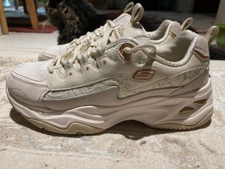 (Category: ) located in . Submitted by furrets59 (Listing ID 1330579321, Image 1). Description: .