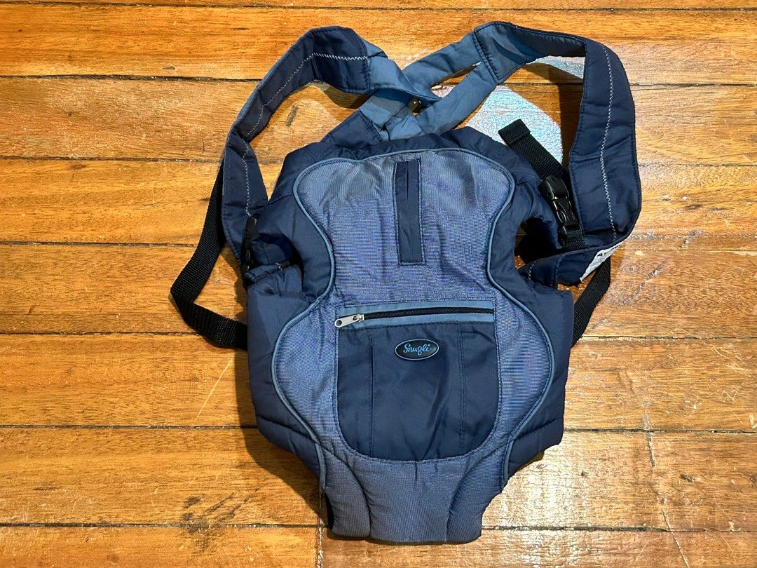 Snugli baby carrier (Category: Carriers & Slings) located in Cainta. Submitted by carlosd1 (Listing ID 1330627144, Image 1). Description: .