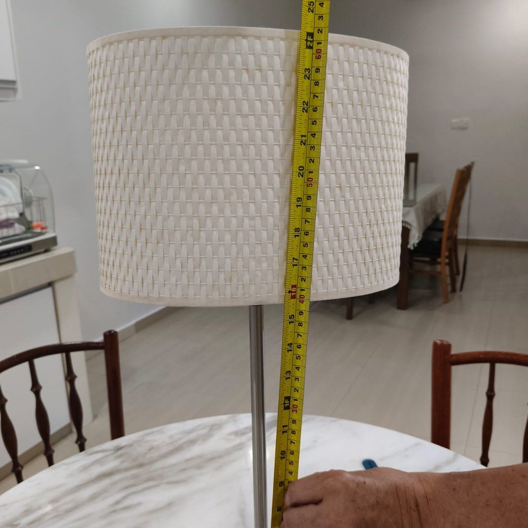 Table lamp (Category: Lighting) located in Shah Alam. Submitted by ww0810 (Listing ID 1330648539, Image 1). Description: Well kept table lamp.
