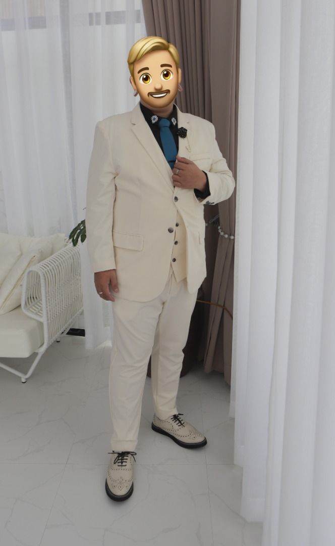 Wedding Suit, Vest and Pants (Category: Sets & Coordinates) located in Quezon City. Submitted by jhay.parado (Listing ID 1330569867, Image 1). Description: Wedding Suit, Vest and Pants (Color Beige) Suit Size: XXL Width (Armpit to Armpit) - 23.5 Length - 31 Vest Width (Armpit to Armpit) - 23.5 Length - 27 Pants size: Waist - 37 to 38 Note: Naka Dry clean na, gagamitin nalang. Price: 3.5k Fixed! ---------------+++---------------- Wingtip Leather S