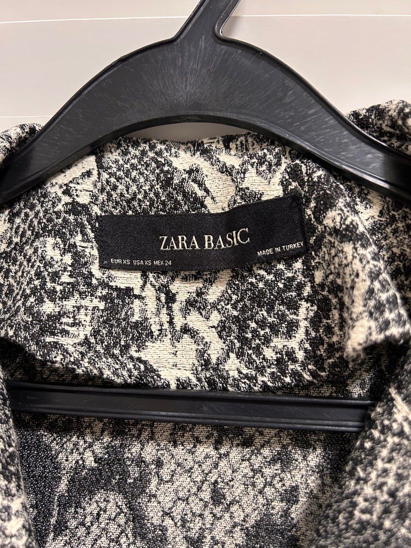 Zara snakeskin biker jacket 2025