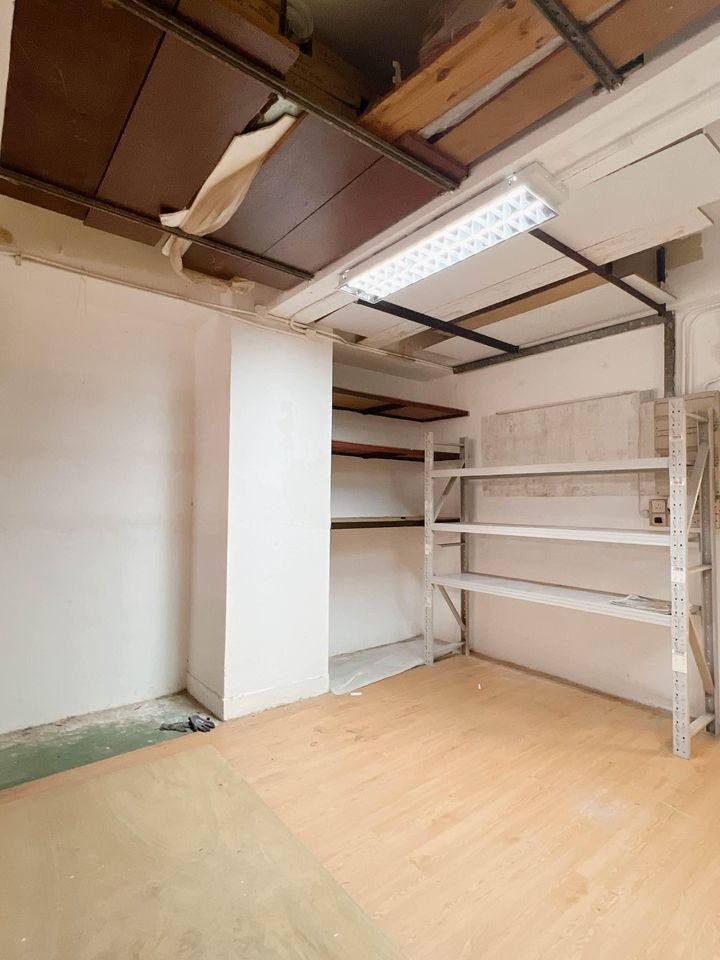 [Roommate Wanted] Yee Shing Industrial Building, Shing Yip Street, Kwun Tong63438462170370112