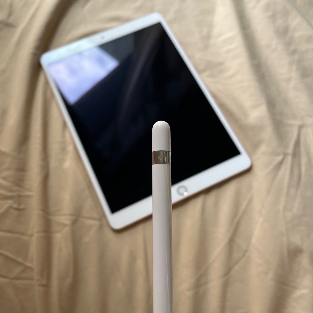 二手 iPad Air 3 256GB連第一代Apple Pencil（已刻名）