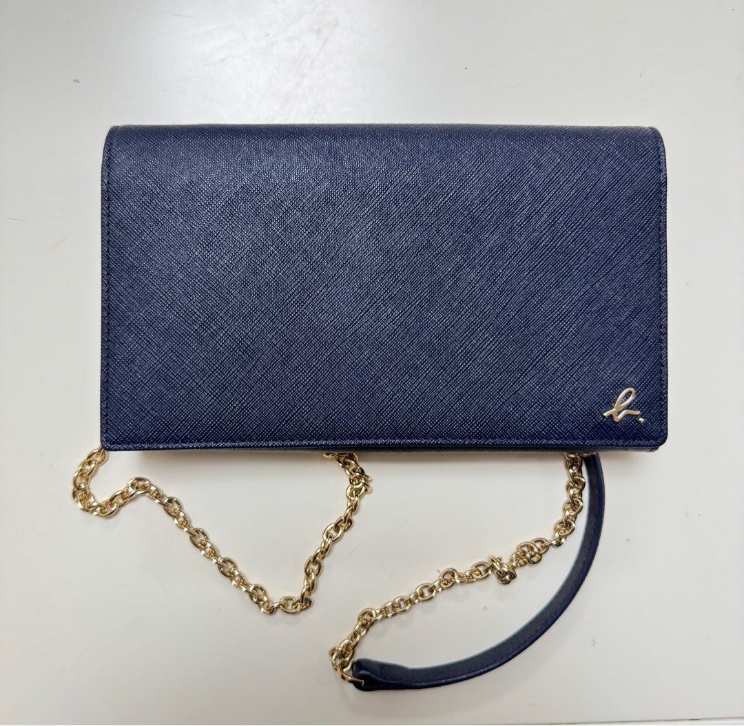 Agnes B Wallet on Chain