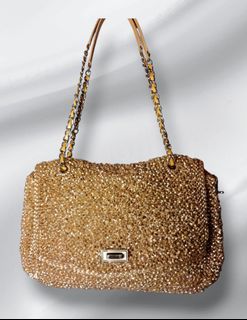 (Kategori: ) berada di . Dikirim oleh my2ndbags (ID iklan 1330734159, Gambar 1). Deskripsi: .