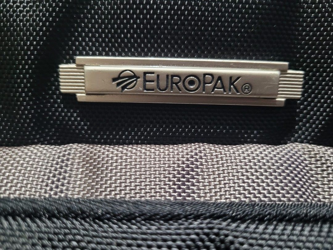 AUTHENTIC EUROPAK LAPTOP SLING BAG (Category: Laptop Bags & Sleeves) located in Makati City. Submitted by juriexpi (Listing ID 1330866473, Image 2). Description: 🔥AUTHENTIC EUROPAK LAPTOP SLING BAG🔥 ✅️brand new condition ✅️multiple pockets ✅️leather handle and sling pad ✅️what you see is what you get ✅️authentic Europak tag.