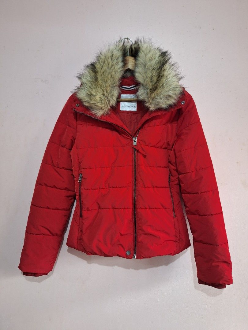 Bershka red puffer top