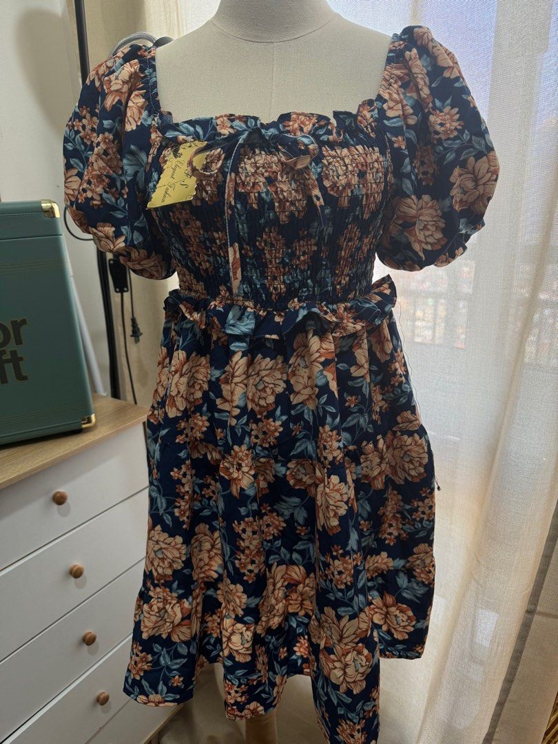 BKK Dress - Sold as set (Category: Dresses) located in Pasig City. Submitted by jsbabie (Listing ID 1330875502, Image 3). Description: .